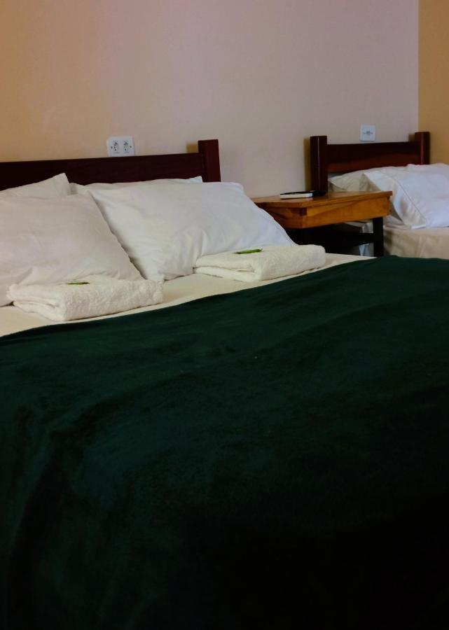 Hotel Recanto Verde Teresina de Goias 外观 照片
